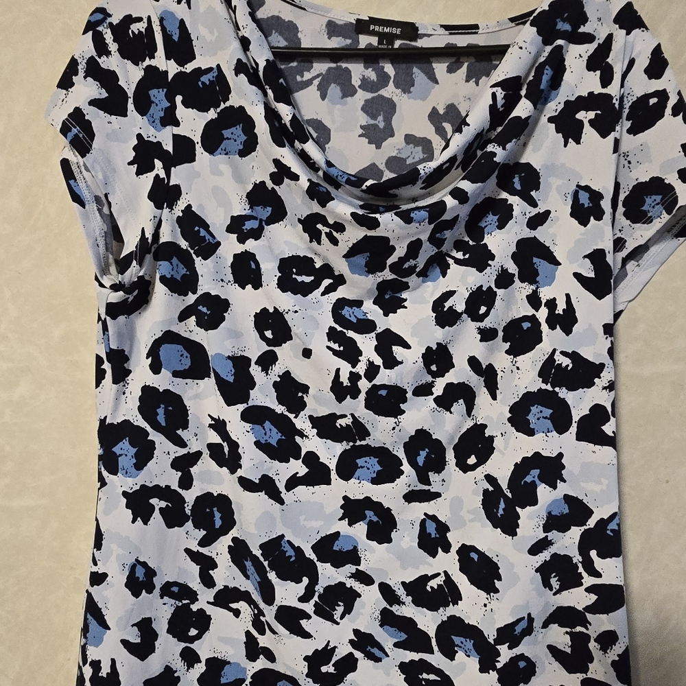 Women's printed top